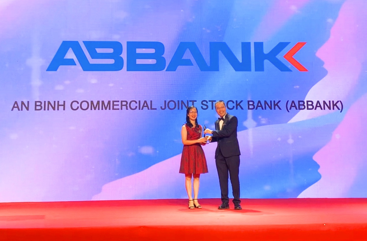 ABBANK BA NĂM LIÊN TIẾP NHẬN GIẢI THƯỞNG NƠI LÀM VIỆC TỐT NHẤT CHÂU Á